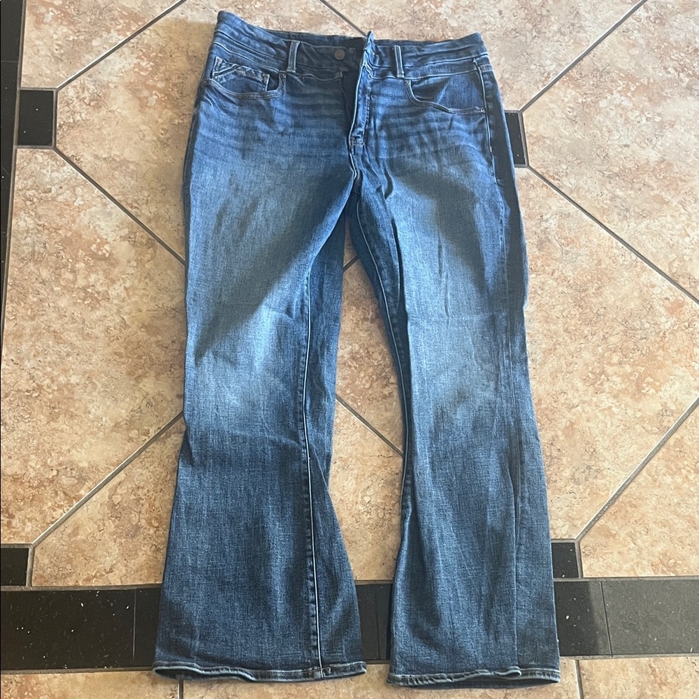 Bootcut Buckle Black women’s jeans